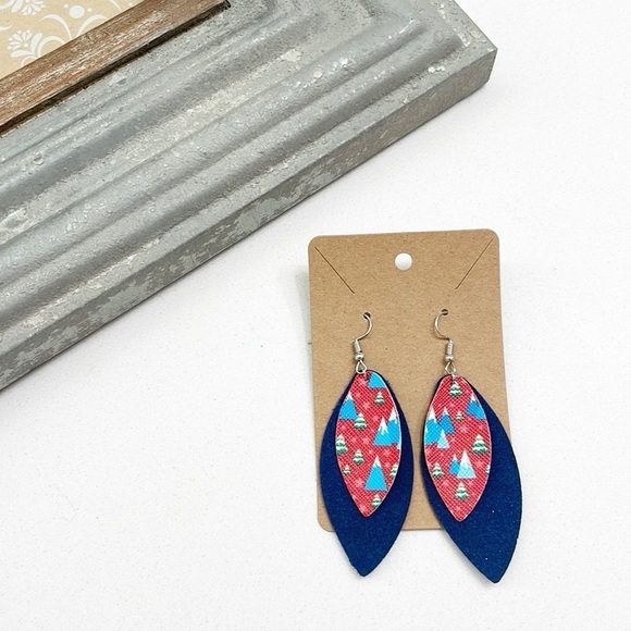 Christmas tree print teardrop hand made earrings - Picture 2 of 2